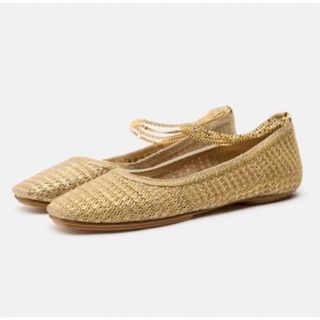 ZARA(バレエシューズ ・ ゴールド/金色系)のフリマアイテム一覧 ZARA(バレエシューズ ・ ゴールド/金色系)のフリマアイテム一覧
