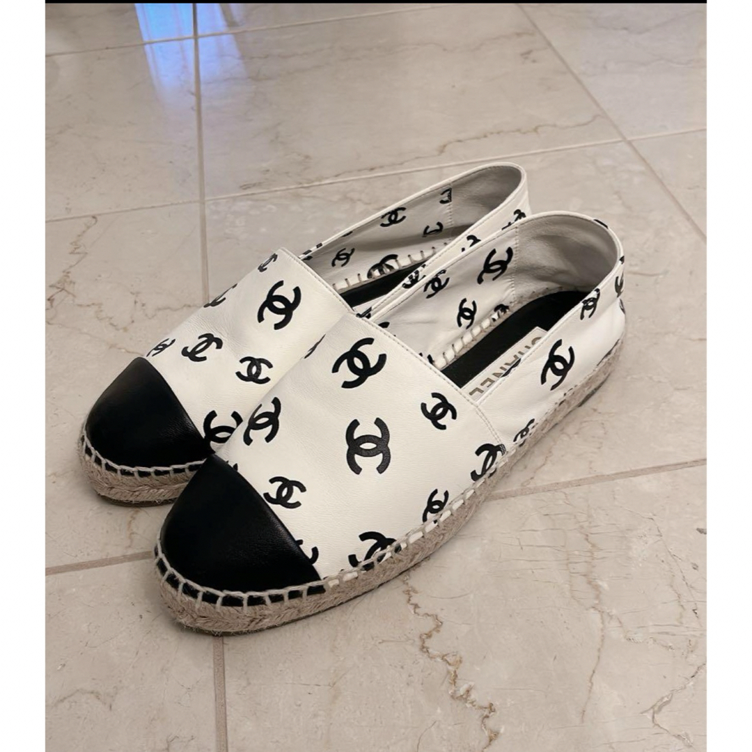 CHANEL - シャネル ロゴペタンコ靴 エスパドリーユ 39の通販 by CHANEL - シャネル ロゴペタンコ靴 エスパドリーユ 39の通販 by