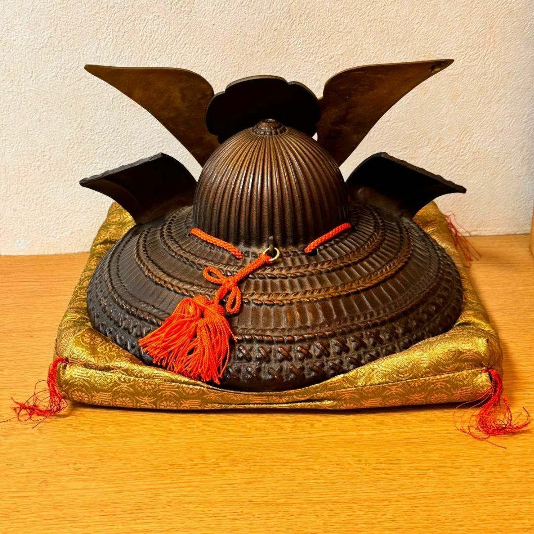 兜 鋳鉄製 干支置物 木箱付属高さ20cm 幅30cm の通販 by 兜 鋳鉄製 干支置物 木箱付属高さ20cm 幅30cm の通販 by