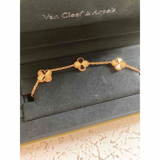 Van Cleef & Arpels(リボン ・ ブレスレット/バングル)の Van Cleef & Arpels(リボン ・ ブレスレット/バングル)の