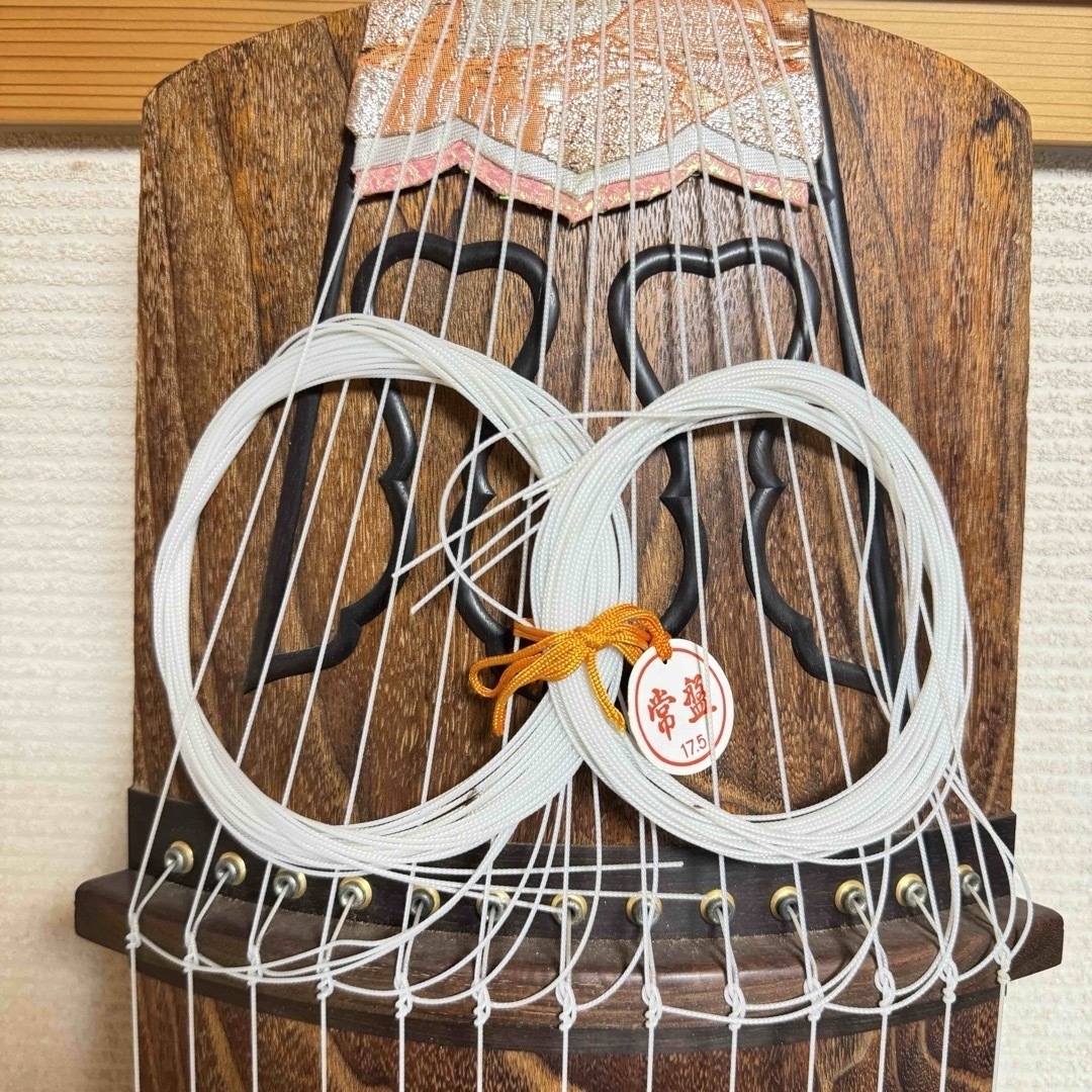 高級 箏 琴 綾杉彫 くり甲 透かし玉縁包み 山田流 蒔絵 螺鈿 13 高級 箏 琴 綾杉彫 くり甲 透かし玉縁包み 山田流 蒔絵 螺鈿 13