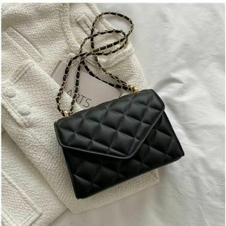 ♥レディース キルティング ミニショルダーバッグ 斜め掛け コンパクト 軽量(洗顔料)
