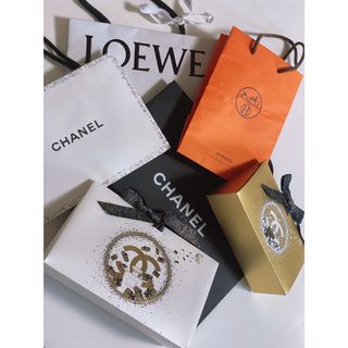 CHANEL(ショップ袋 ・ ゴールド/金色系)のフリマアイテム一覧 CHANEL(ショップ袋 ・ ゴールド/金色系)のフリマアイテム一覧