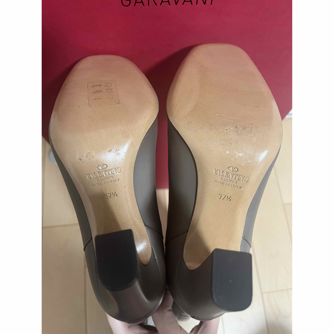 valentino garavani - 試し履きのみ VALENTINO グレーベージュ valentino garavani - 試し履きのみ VALENTINO グレーベージュ