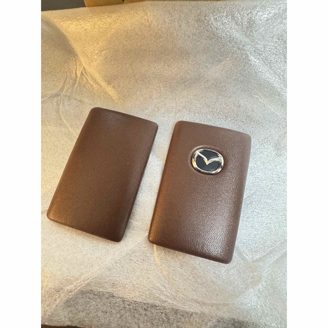 新品未使用・値引き中】MAZDA セレクティブキーシェル レザー 新品未使用・値引き中】MAZDA セレクティブキーシェル レザー
