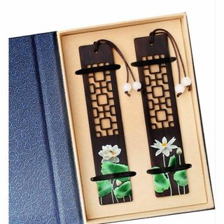 手作りの木製しおり 栞 睡蓮 蓮 贈り物 プレゼント 本 参考書 ブックマーク(その他)