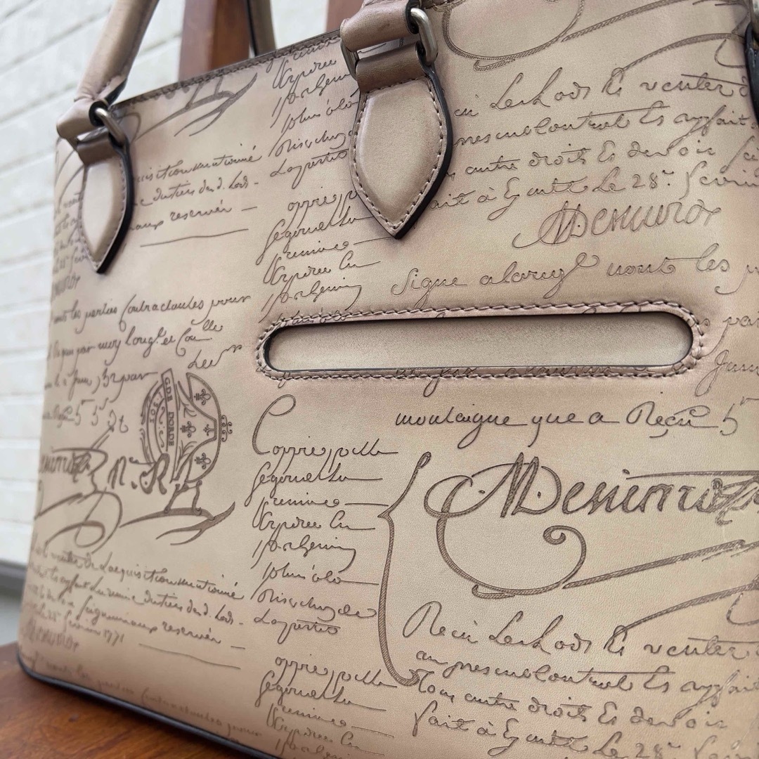 極美品 62万円 ベルルッティ 限定トゥジュールXSパティーヌ 極美品 62万円 ベルルッティ 限定トゥジュールXSパティーヌ