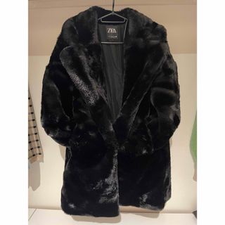 ZARA(毛皮/ファーコート ・ ブラック/黒色系)のフリマアイテム一覧 ZARA(毛皮/ファーコート ・ ブラック/黒色系)のフリマアイテム一覧