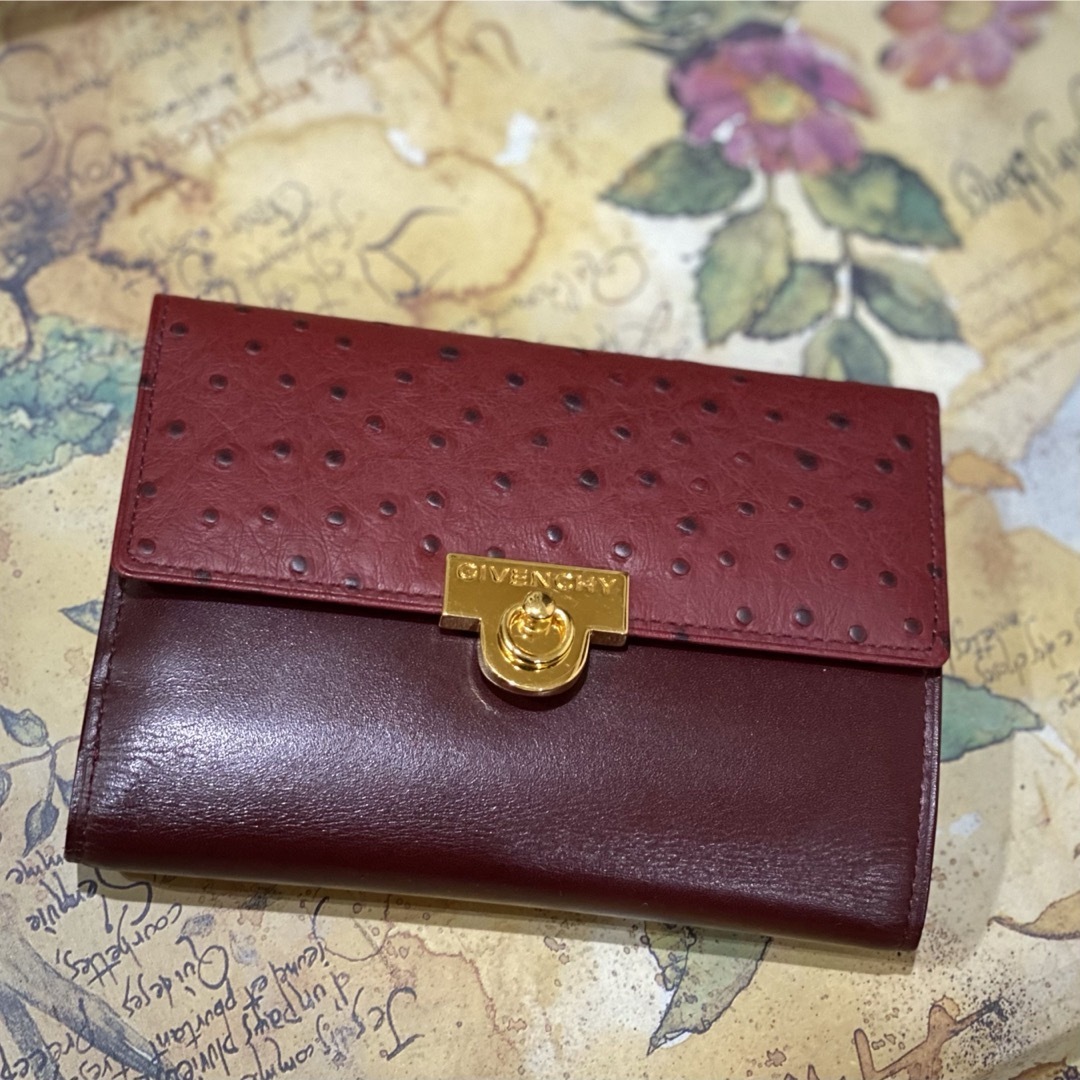 GIVENCHY - 未使用 GIVENCHY 三つ折り財布 オーストリッチ GIVENCHY - 未使用 GIVENCHY 三つ折り財布 オーストリッチ