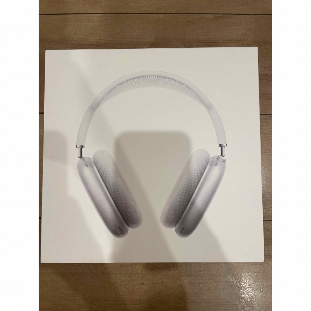 Apple AirPods Max シルバー ワイヤレスヘッドホン 箱付き Apple AirPods Max シルバー ワイヤレスヘッドホン 箱付き