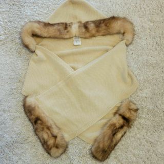 FOXEY(マフラー/ショール)のフリマアイテム一覧 FOXEY(マフラー/ショール)のフリマアイテム一覧