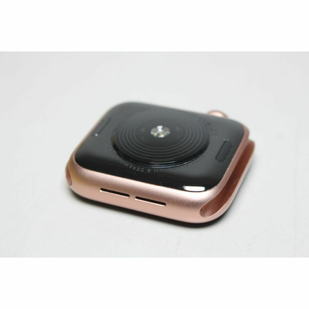 Apple Watch SE(第1世代)GPS+セルラー/40mm/A2355④ Apple Watch SE(第1世代)GPS+セルラー/40mm/A2355④