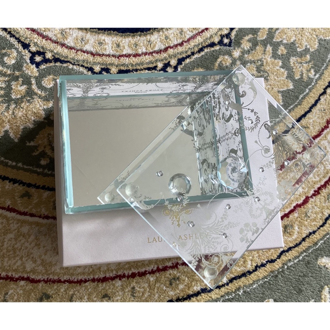 LAURA ASHLEY - 希少 新品未使用 ローラアシュレイ 単品可能です LAURA ASHLEY - 希少 新品未使用 ローラアシュレイ 単品可能です