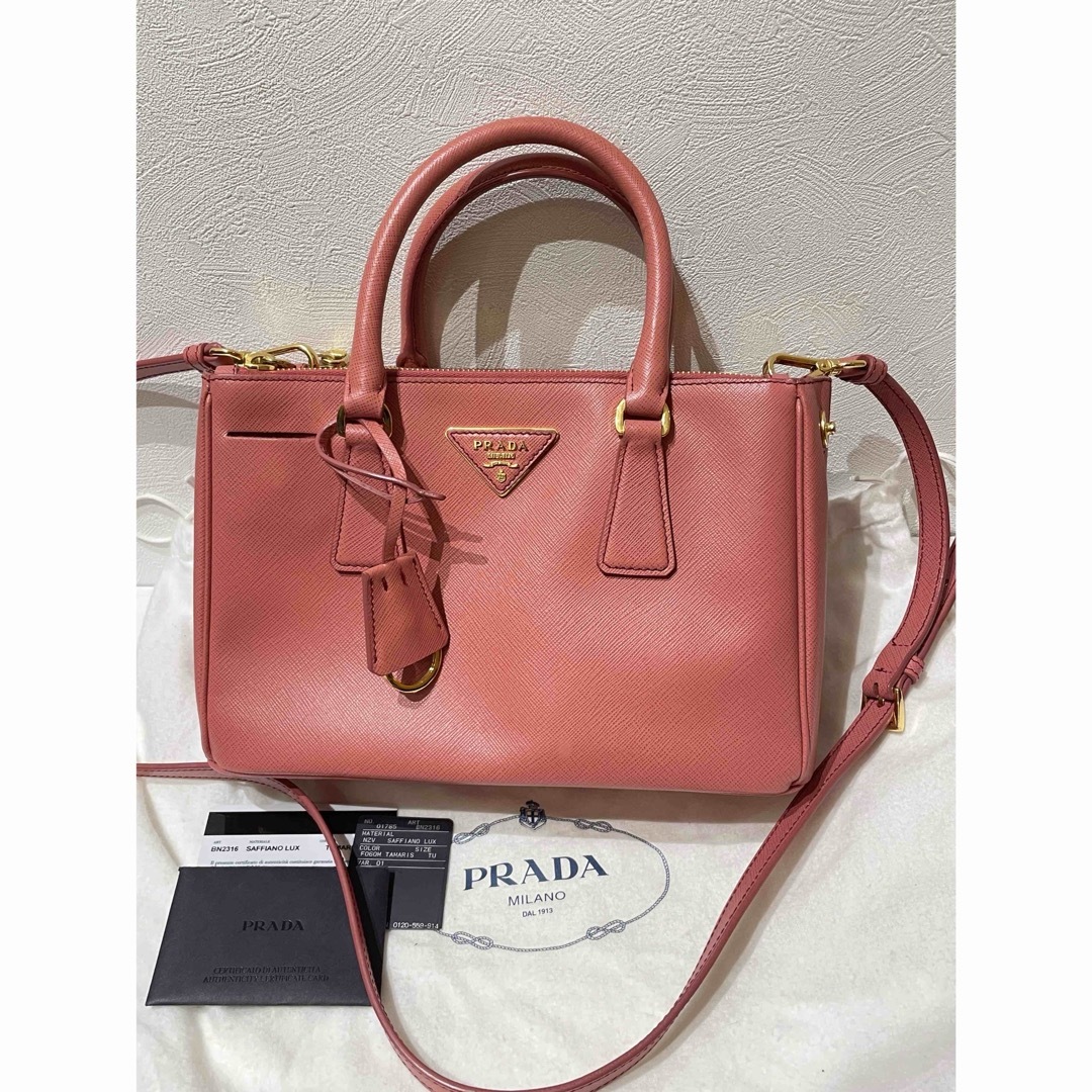 PRADA♦︎プラダ ガレリア サフィアーノ ハンドバッグ PRADA♦︎プラダ ガレリア サフィアーノ ハンドバッグ