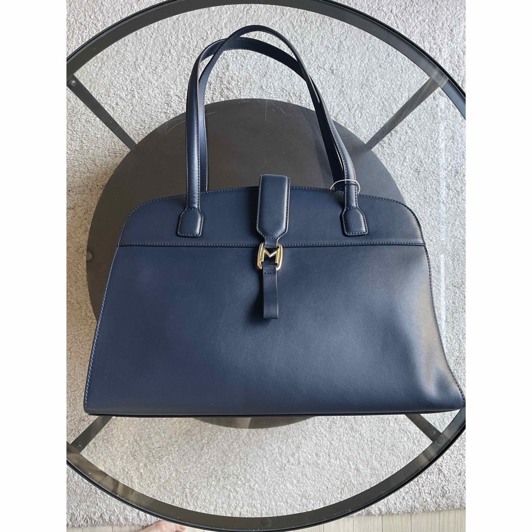 MaxMara MARELLAマレーラ☆ 【新品】トートバッグ 鞄 本革ネイビー MaxMara MARELLAマレーラ☆ 【新品】トートバッグ 鞄 本革ネイビー
