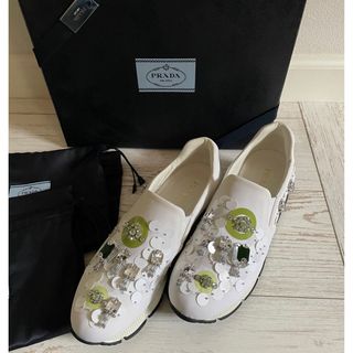 PRADA - 新品未使用☆プラダ・デニム地 レザー エンボスロゴ PRADA - 新品未使用☆プラダ・デニム地 レザー エンボスロゴ
