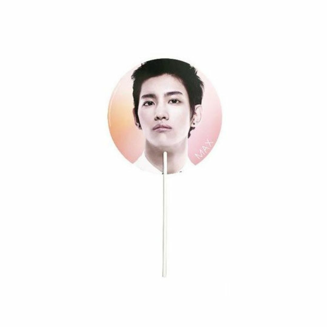 東方神起(トウホウシンキ)の東方神起・チャンミンMAX SM TOWN LIVE'10 公式うちわ 新品 エンタメ/ホビーのタレントグッズ(アイドルグッズ)の商品写真