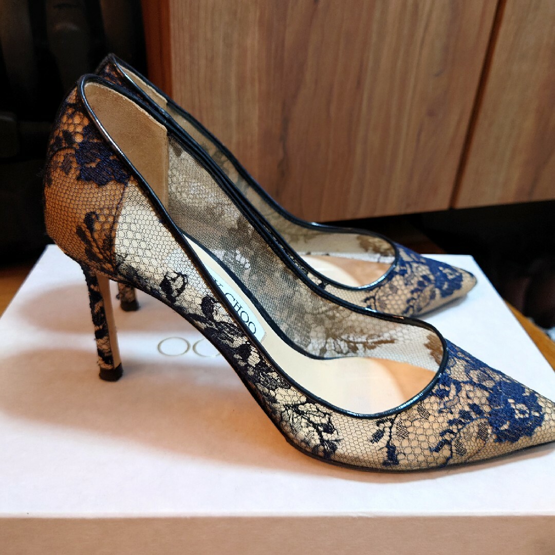希少なネイビー♥JIMMY CHOO♥レースパンプス♥37.5 ハイヒール 希少なネイビー♥JIMMY CHOO♥レースパンプス♥37.5 ハイヒール