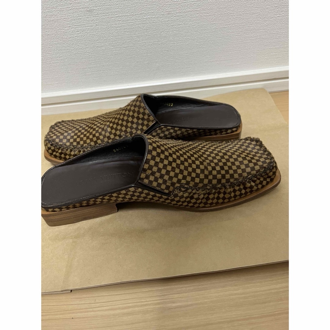 美品/貴重/サイズ8.5)ルイヴィトン、ハラコ素材サンダル 美品/貴重/サイズ8.5)ルイヴィトン、ハラコ素材サンダル