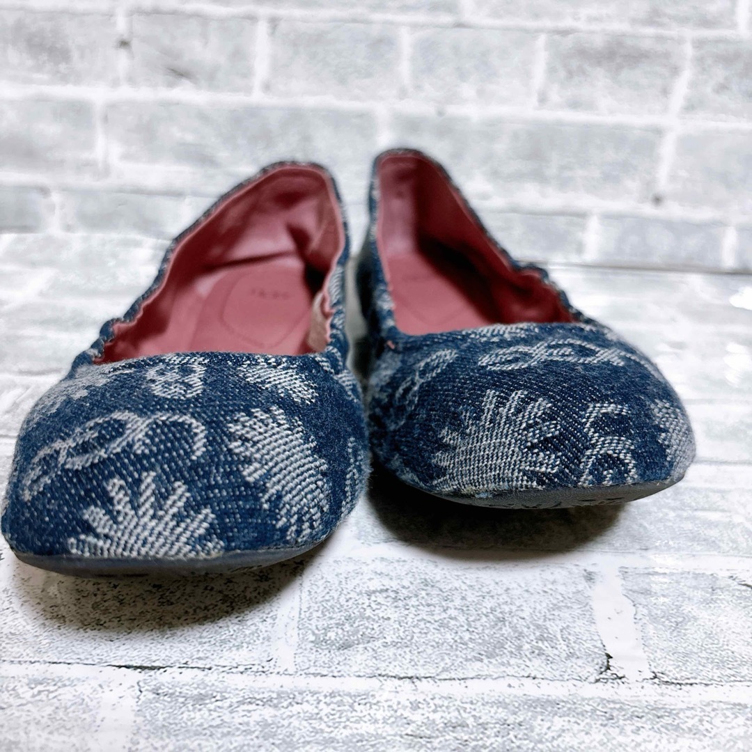 UGG - 極美品✨UGG アグ バレエシューズ デニム モノグラム ロゴ UGG - 極美品✨UGG アグ バレエシューズ デニム モノグラム ロゴ