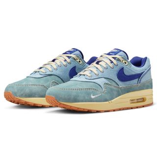ナイキ(NIKE)のスニーカー(スニーカー)