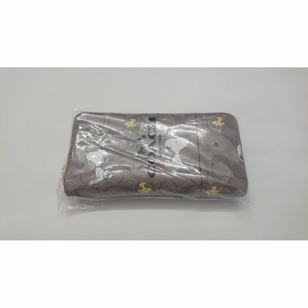 COACH - 【必見】COACH スヌーピーコラボ長財布CE705の通販 by COACH - 【必見】COACH スヌーピーコラボ長財布CE705の通販 by