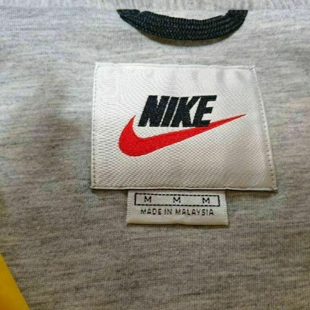 NIKE - 90s NIKE白タグナイロンジャケットMワンポイント刺繍 NIKE - 90s NIKE白タグナイロンジャケットMワンポイント刺繍