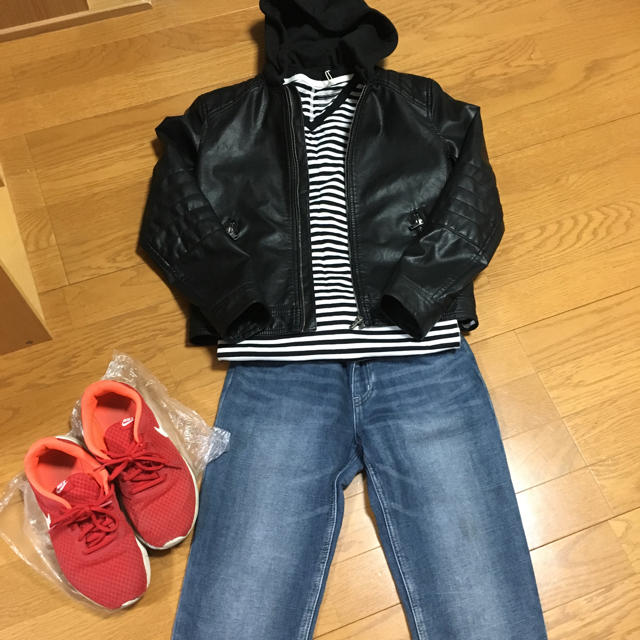 H&M(エイチアンドエム)のH＆Mジャケット キッズ/ベビー/マタニティのキッズ服男の子用(90cm~)(ジャケット/上着)の商品写真