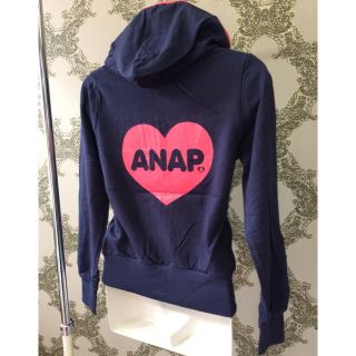 アナップ(ANAP)のミー様専用♡ ANAP ロゴ バクプリ パーカー 丈 短め 未使用(パーカー)