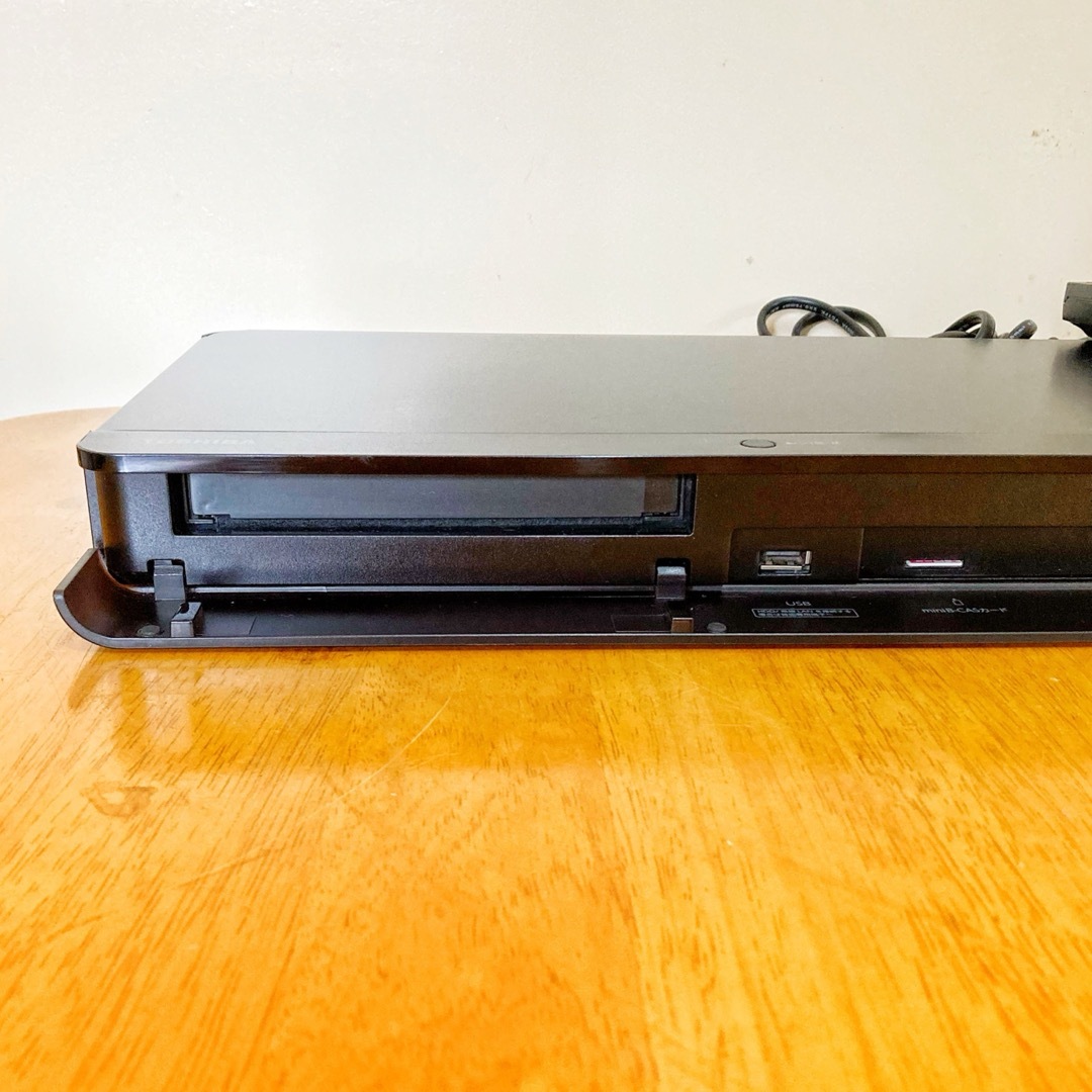 TOSHIBA REGZA ブルーレイレコーダー HDD 1TB 2チューナー TOSHIBA REGZA ブルーレイレコーダー HDD 1TB 2チューナー