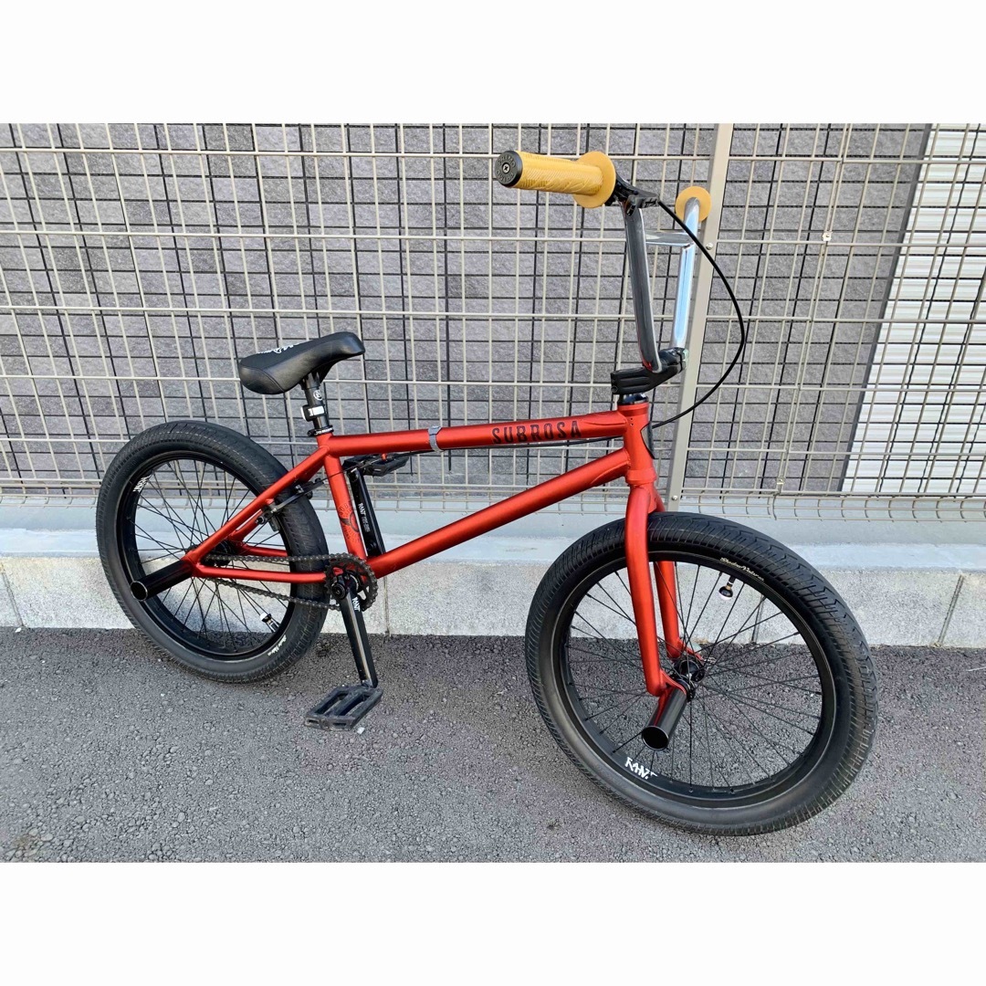 SUBROSA BMX 20インチ ブラック (BMX】完成車の組み立てとコツ SUBROSA BMX 20インチ ブラック (BMX】完成車の組み立てとコツ