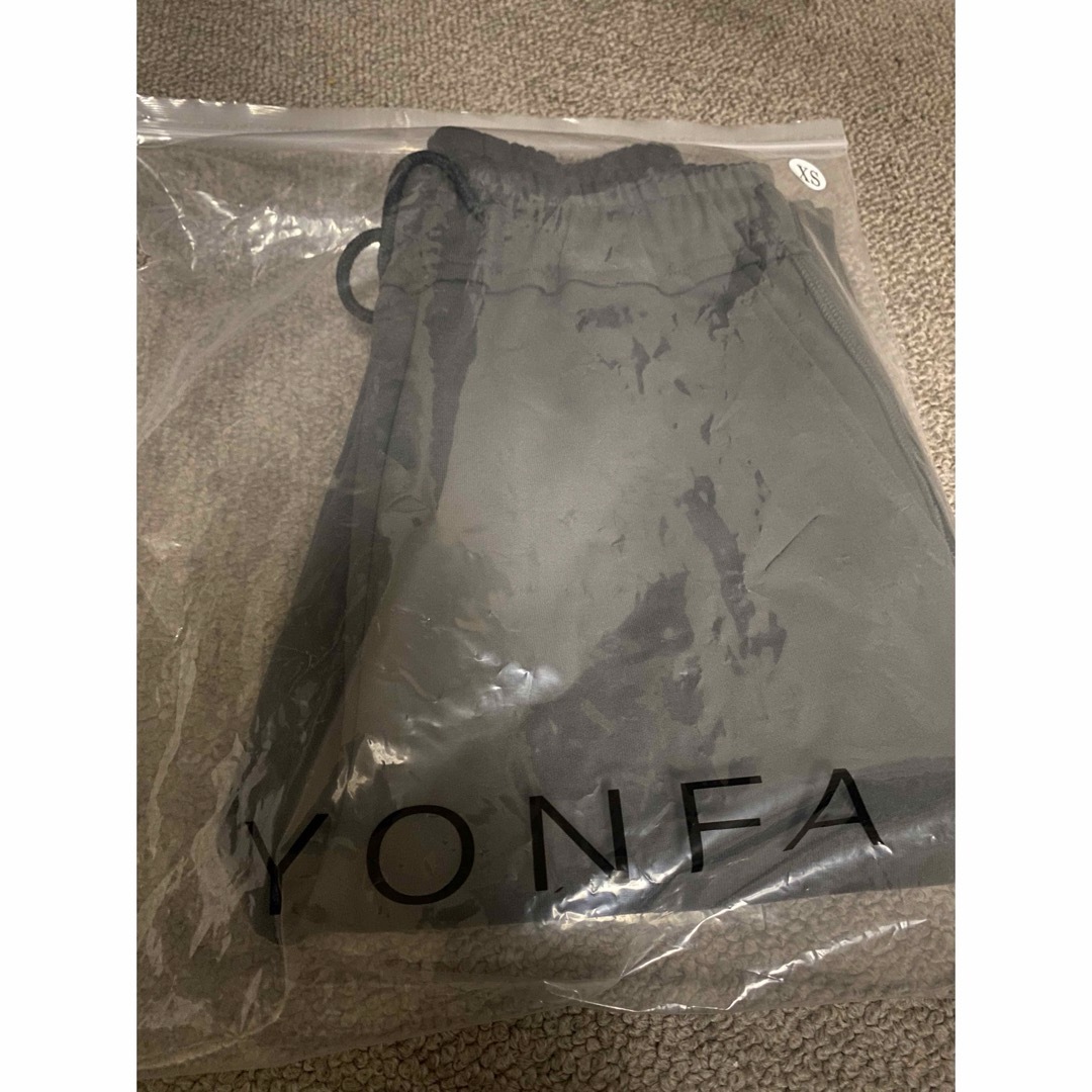 新品未使用!yonfa⭐︎テーパードスウェットパンツxs 新品未使用!yonfa⭐︎テーパードスウェットパンツxs