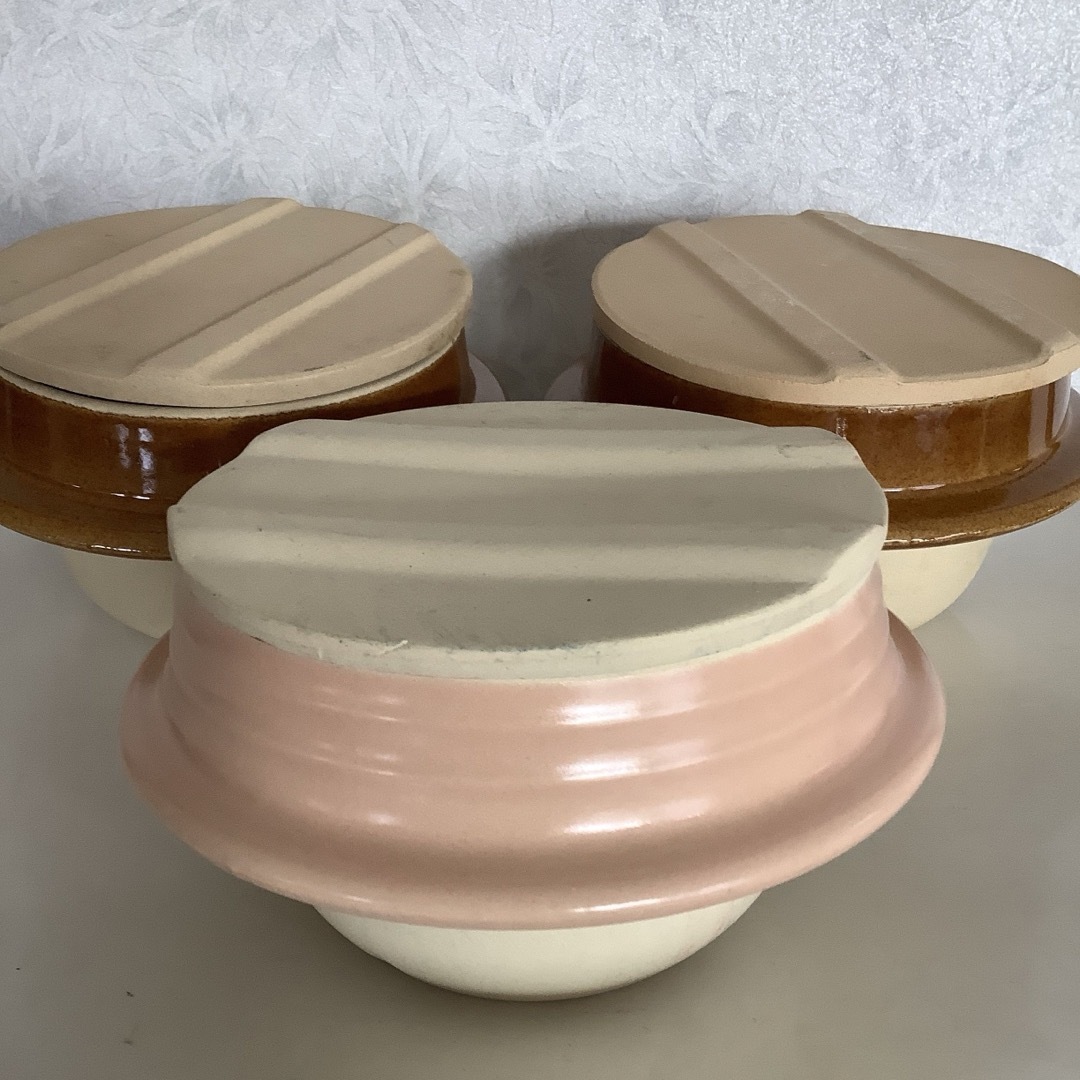 昭和レトロ 駅弁 釜飯 陶器 土鍋 羽釜 希少 ピンクの通販 by 昭和レトロ 駅弁 釜飯 陶器 土鍋 羽釜 希少 ピンクの通販 by
