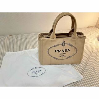 PRADA(ベージュ系)のフリマアイテム一覧 PRADA(ベージュ系)のフリマアイテム一覧