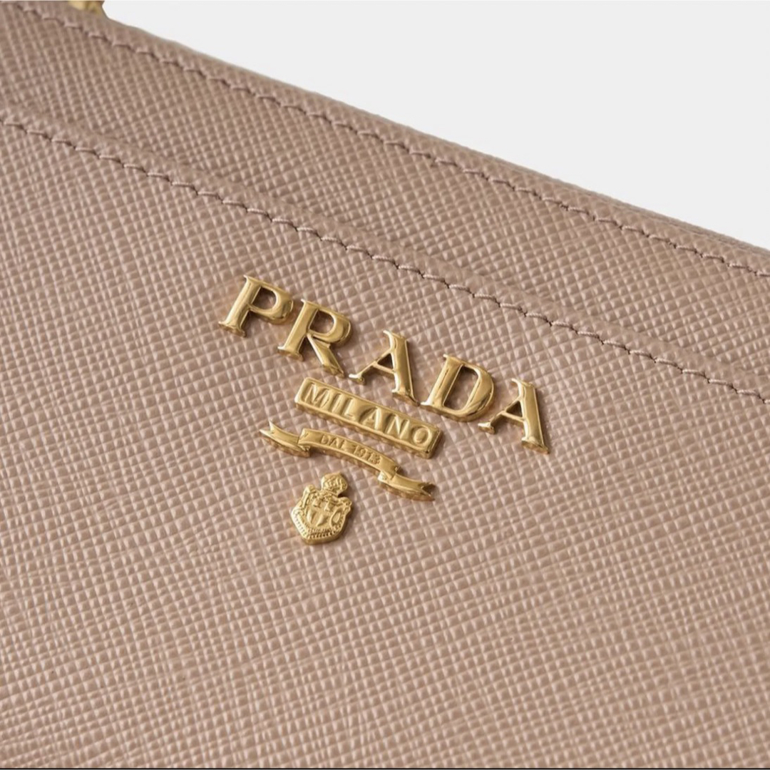 PRADA サフィアーノレザーキーケース PRADA サフィアーノレザーキーケース