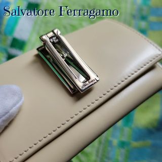 Salvatore Ferragamo - 未使用 レア 稀少 フェラガモ キーケース Salvatore Ferragamo - 未使用 レア 稀少 フェラガモ キーケース