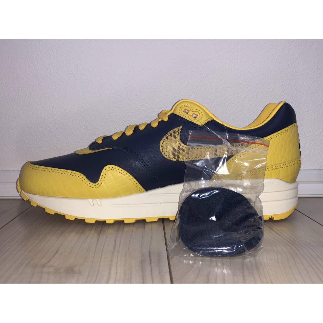 NIKE - 28cm 新品 NIKE W AIR MAX 1 ネイビー イエロー 紺 黄 蛇 NIKE - 28cm 新品 NIKE W AIR MAX 1 ネイビー イエロー 紺 黄 蛇