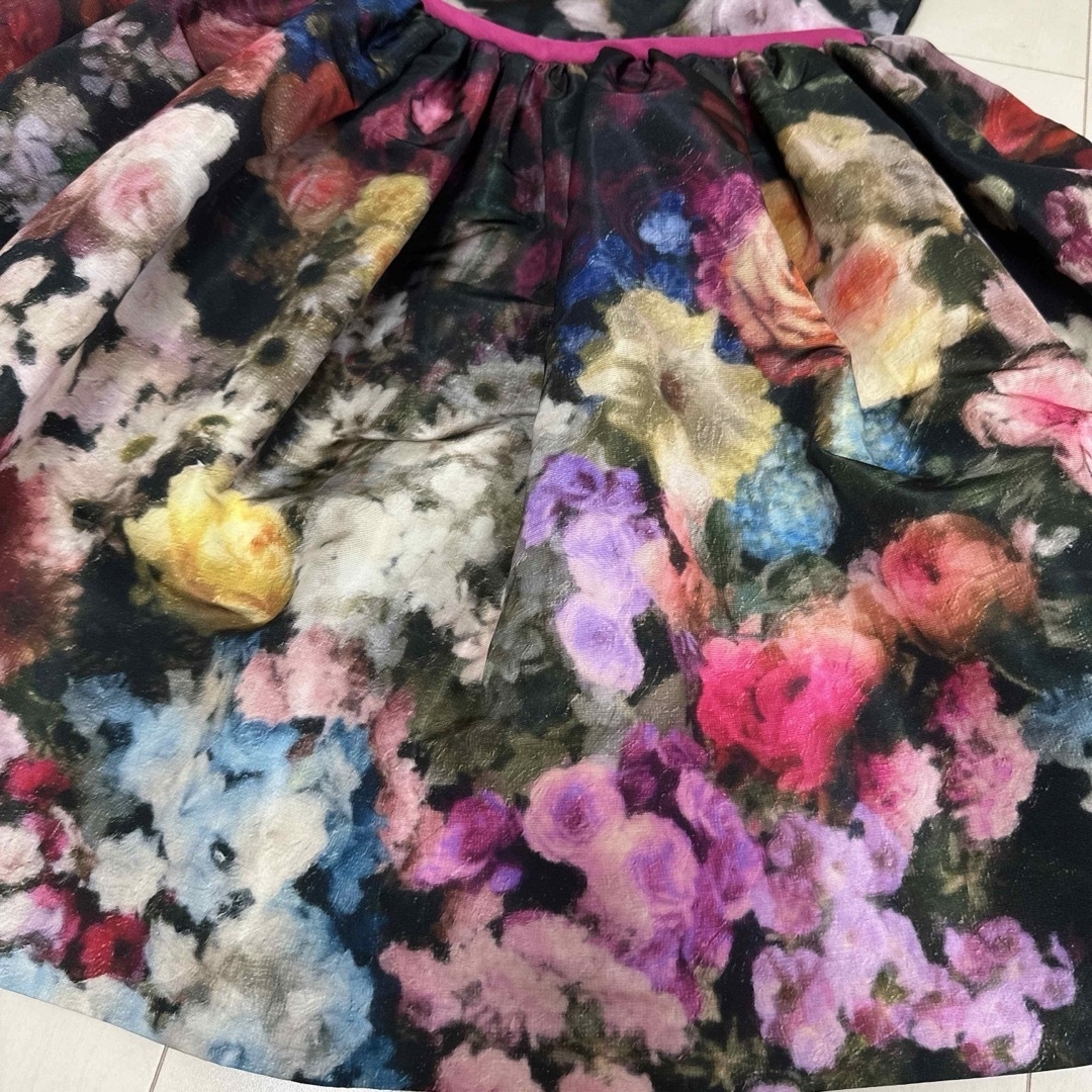 美品☆RED VALENTINO 40フローラルワンピ花柄 ミニワンピース 美品☆RED VALENTINO 40フローラルワンピ花柄 ミニワンピース