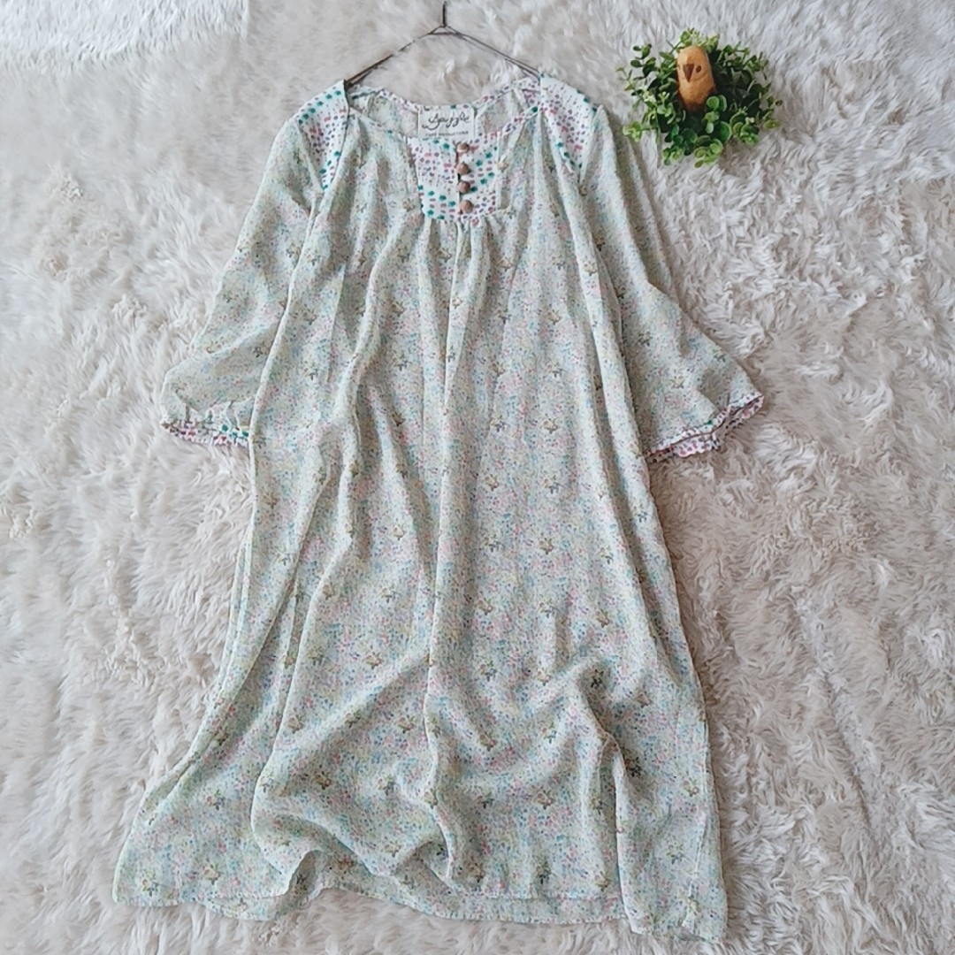 4598 DAZZLE BAD ZURI 花柄　ワンピース　総柄　七分袖　デート レディースのワンピース(ひざ丈ワンピース)の商品写真