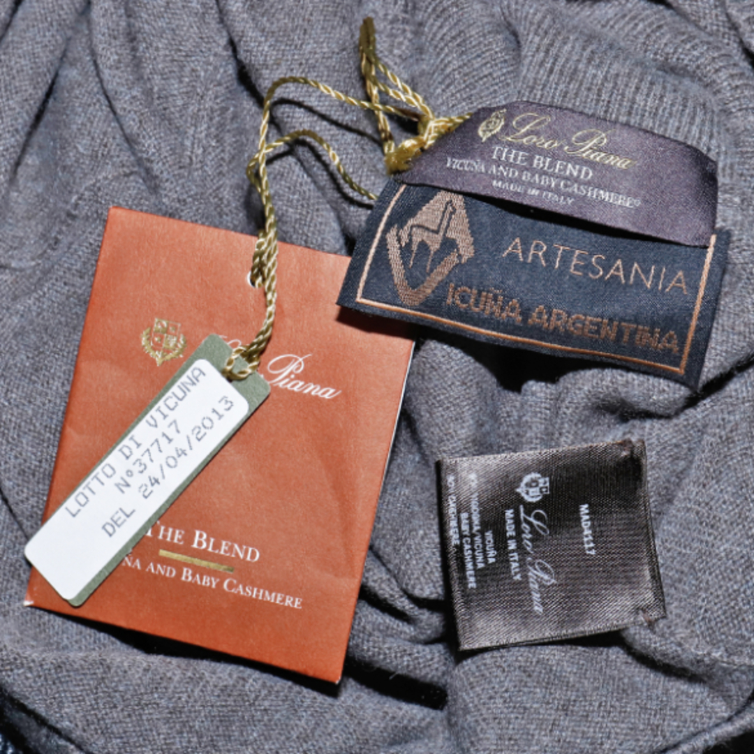 Loro Piana - 本物 新品タグ付 ロロピアーナ 究極素材 THE BLEND Loro Piana - 本物 新品タグ付 ロロピアーナ 究極素材 THE BLEND