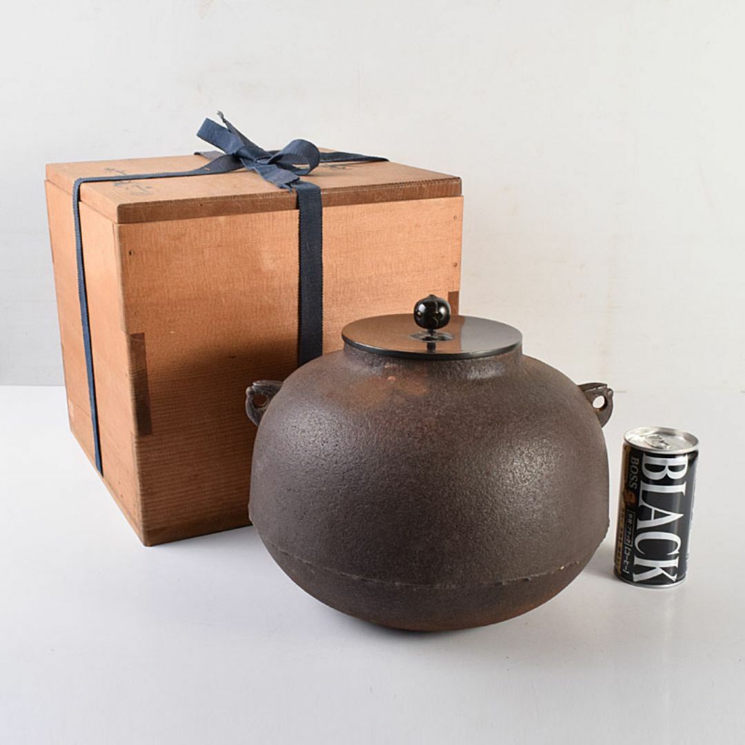 茶道具 釜『高橋敬典』瓢筋入 桐共箱付き キャッ 茶道具 釜『高橋敬典』瓢筋入 桐共箱付き キャッ