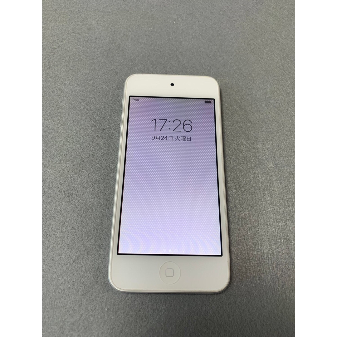 美品 iPod touch 第7世代 32GB シルバー色 MVHV2J/A