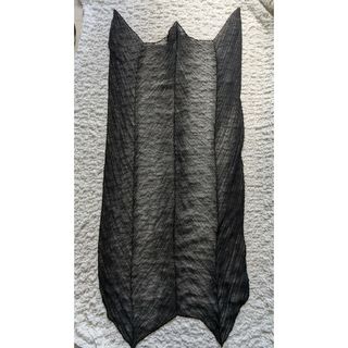 気質アップ PLEATS PLEASE ISSEY MIYAKE(ストール/パシュミナ)のフリマアイテム一覧 小物