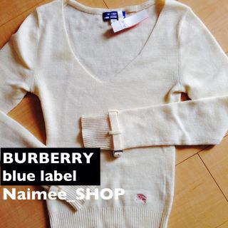 バーバリー(BURBERRY)の中古◼︎Vネックオフホワイトニット(ニット/セーター)