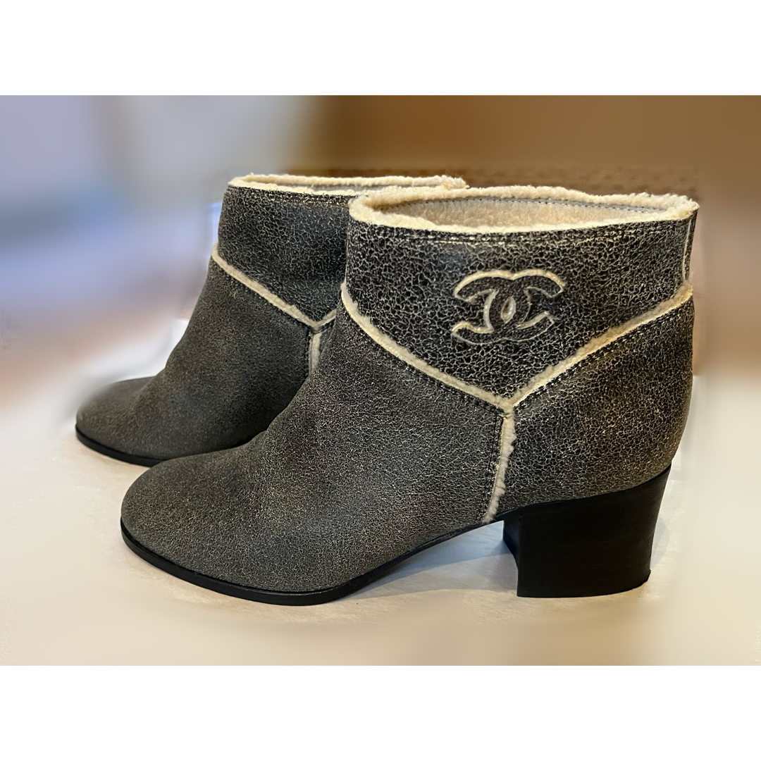 CHANEL - CHANELシャネルムートンショートブーツ36 美品の通販 CHANEL - CHANELシャネルムートンショートブーツ36 美品の通販