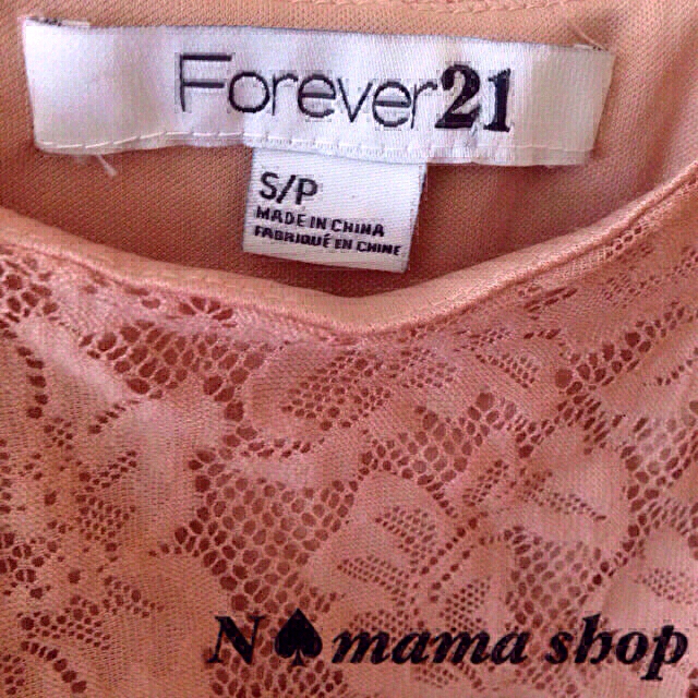 FOREVER 21(フォーエバートゥエンティーワン)の値下げ＊ガーリーレースチュニック レディースのトップス(チュニック)の商品写真