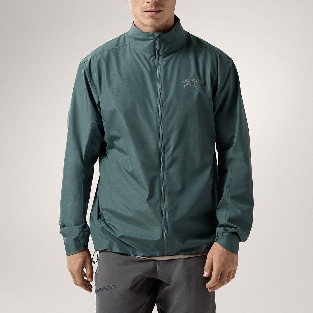 ARC'TERYX - 新品 アークテリクス ソラノ ジャケット メンズ ARC'TERYX - 新品 アークテリクス ソラノ ジャケット メンズ