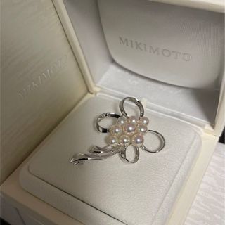 MIKIMOTO(ブローチ/コサージュ)のフリマアイテム一覧 MIKIMOTO(ブローチ/コサージュ)のフリマアイテム一覧