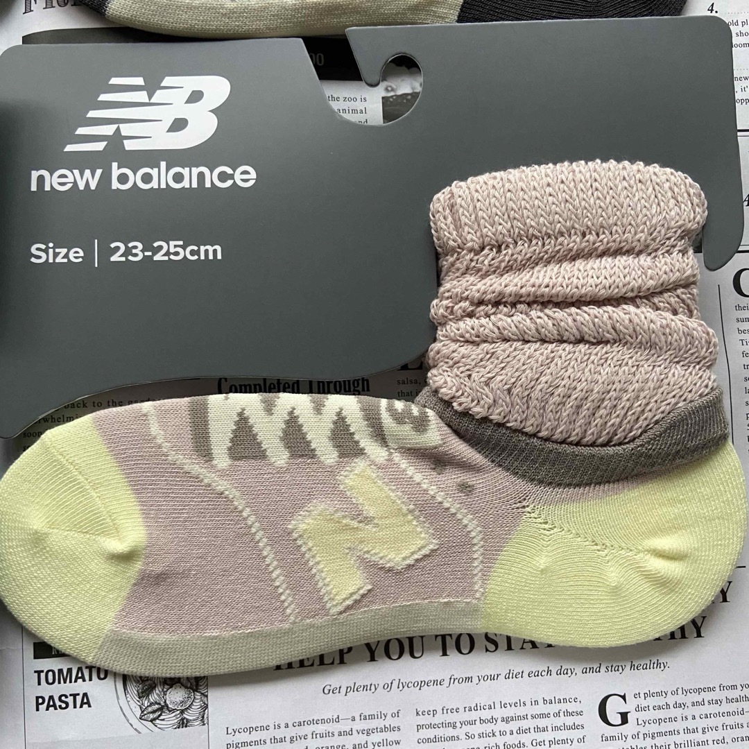 New Balance - 新品☆レディース23㎝〜25㎝☆ニューバランス靴下 New Balance - 新品☆レディース23㎝〜25㎝☆ニューバランス靴下
