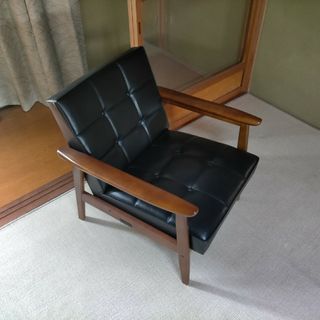 カリモク家具(一人掛けソファ)のフリマアイテム一覧 カリモク家具(一人掛けソファ)のフリマアイテム一覧